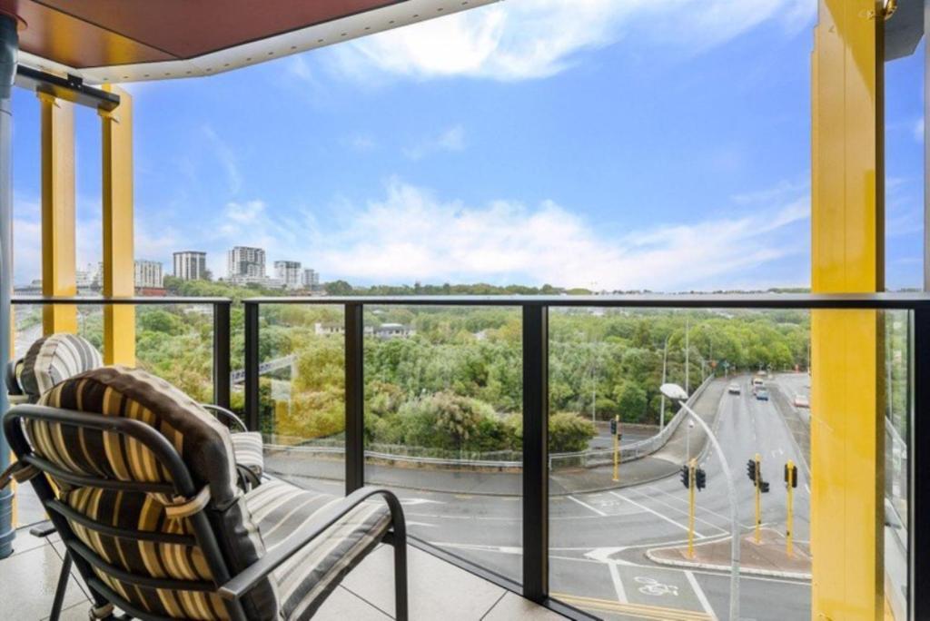 Free Wifi!! Spacious 1-Bedroom Apt, Auckland Cbd Eksteriør bilde